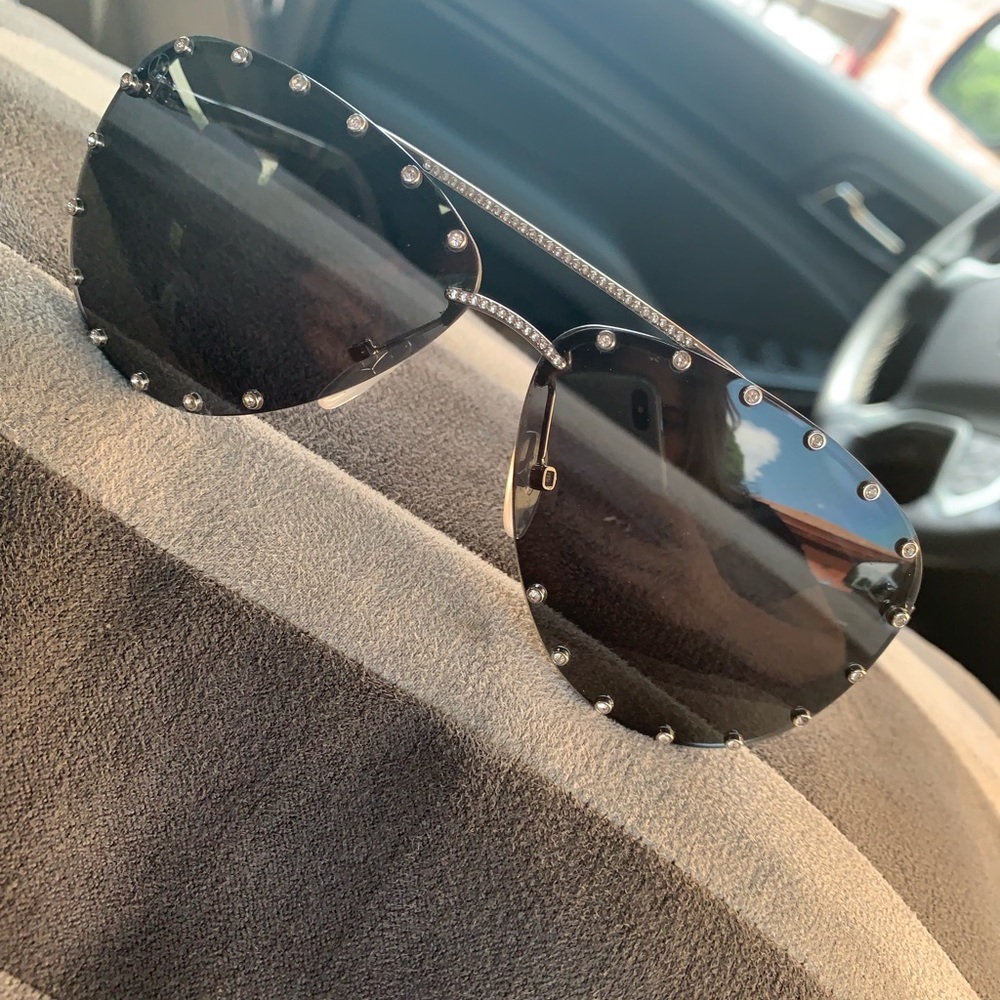 Louis Vuitton party strass sunglasses